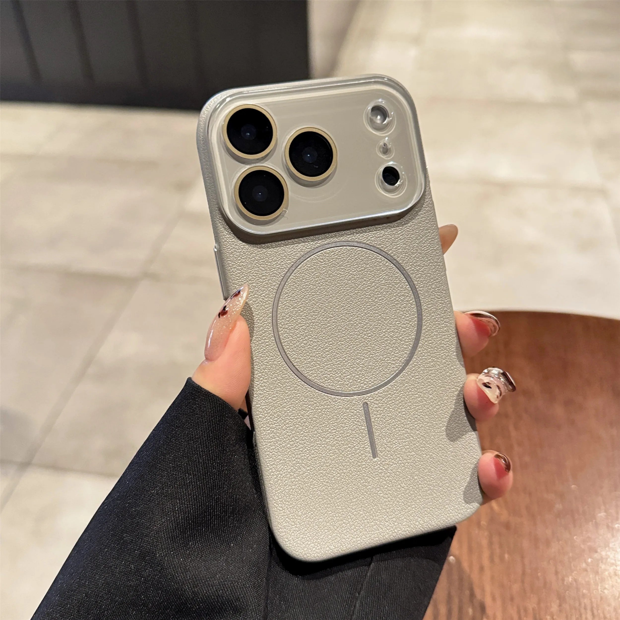 Luxury Magnetic Leather Phone Case For iPhone 17 16 15 14 13 12 11 Pro Max Plus Wireless Charging 17 Pro Camera Protection Cover