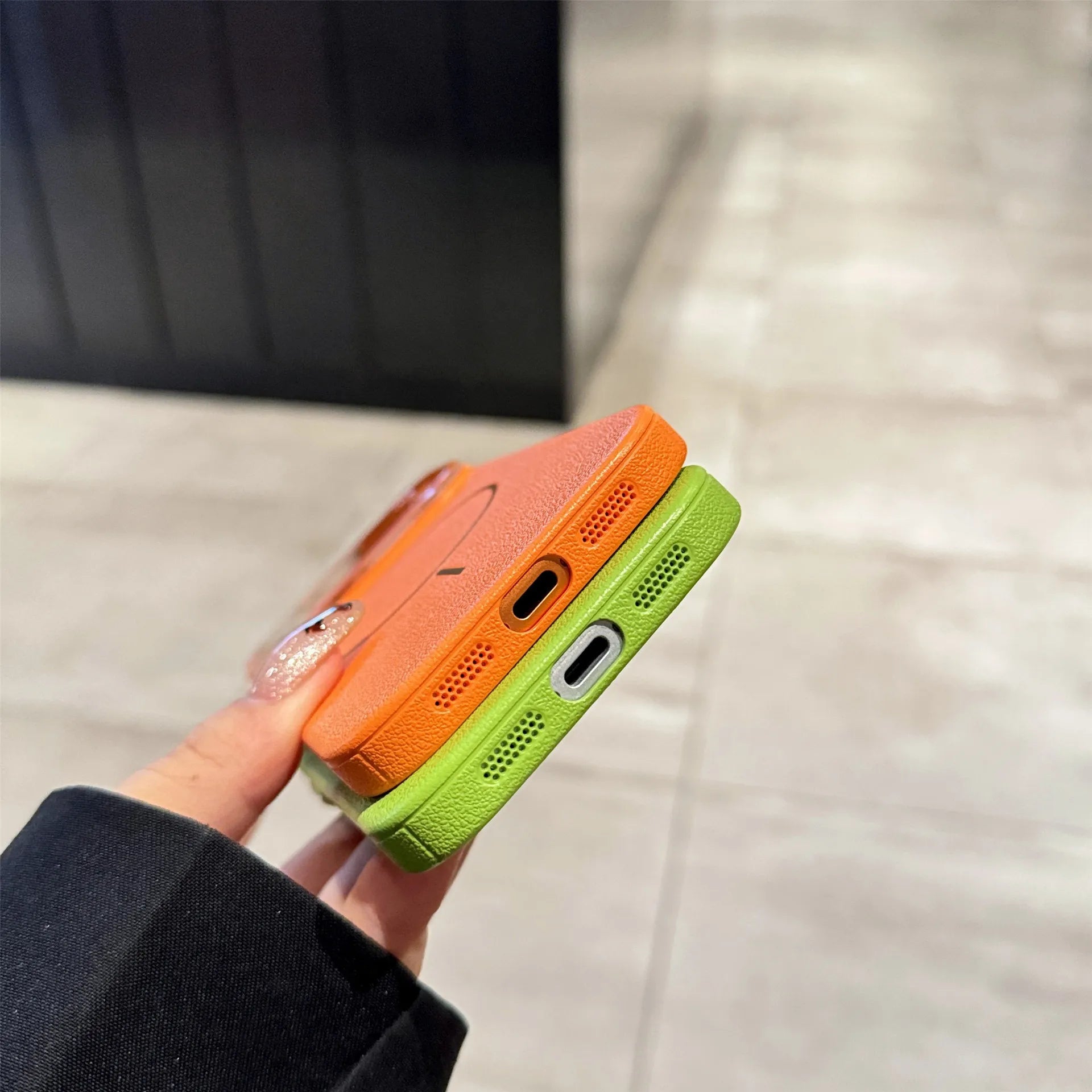 Luxury Magnetic Leather Phone Case For iPhone 17 16 15 14 13 12 11 Pro Max Plus Wireless Charging 17 Pro Camera Protection Cover