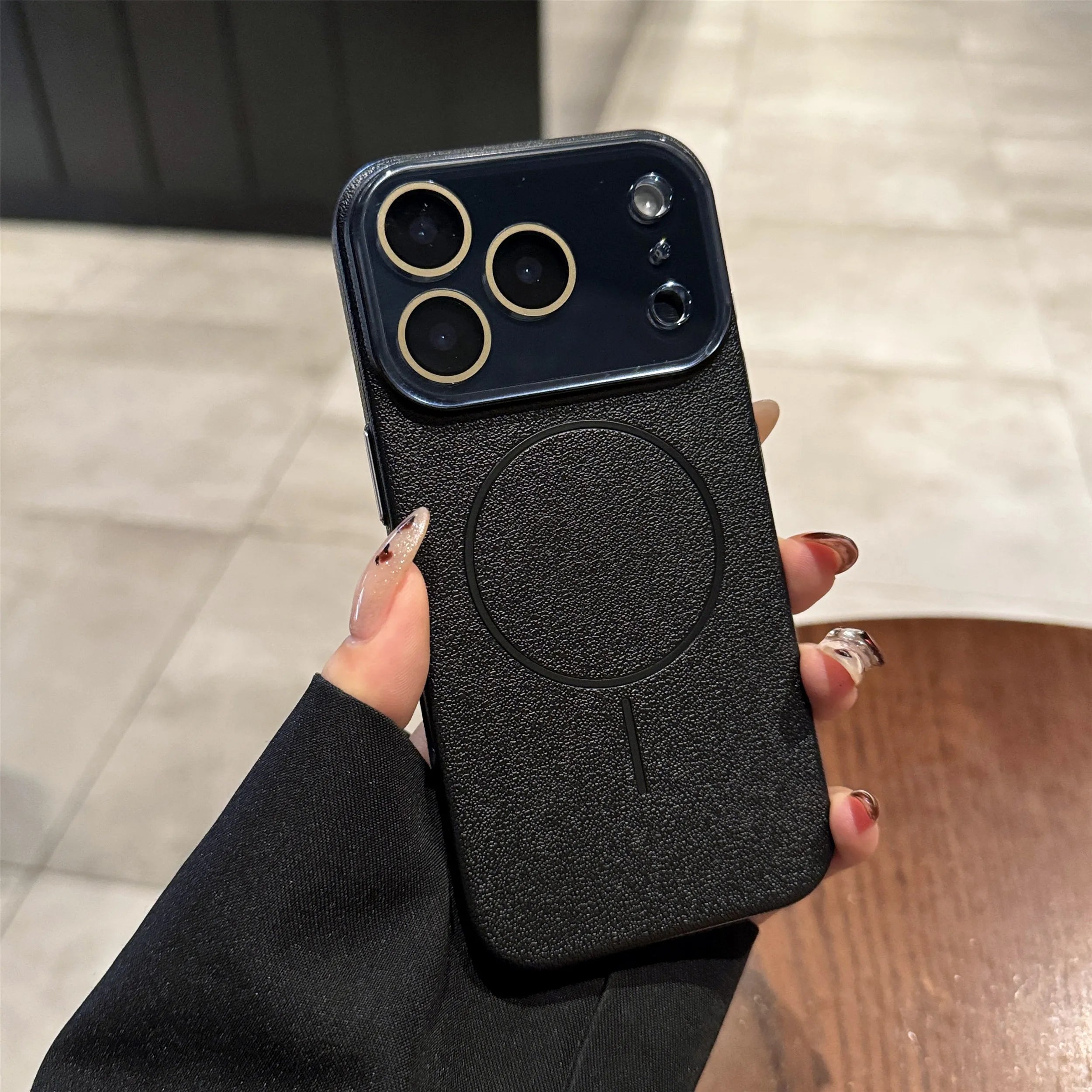 Luxury Magnetic Leather Phone Case For iPhone 17 16 15 14 13 12 11 Pro Max Plus Wireless Charging 17 Pro Camera Protection Cover